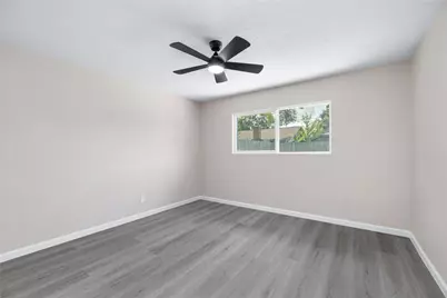 9806 Sagebark Drive, Houston, TX 77089 - Photo 27