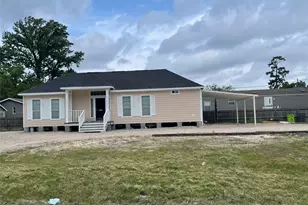 21878 Russell Dr, New Caney, TX 77357 - Photo 3