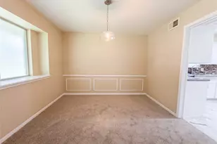 17406 Ridge Top Dr, Houston, TX 77090 - Photo 7