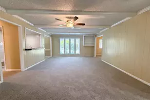 17406 Ridge Top Dr, Houston, TX 77090 - Photo 11