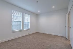 449 W 25th St, Houston, TX 77008 - Photo 9