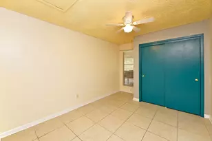19211 Lazy Valley Dr, Katy, TX 77449 - Photo 15