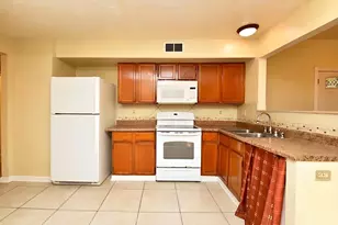 19211 Lazy Valley Dr, Katy, TX 77449 - Photo 9
