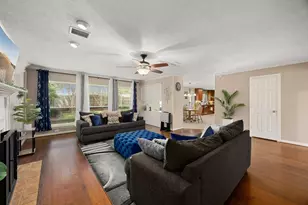 7407 Knoll Cliff Ct, Houston, TX 77095 - Photo 11