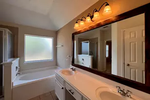 25826 Chapman Falls Dr, Richmond, TX 77406 - Photo 15