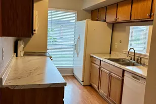 7806 Gatehouse Dr, Houston, TX 77040 - Photo 3