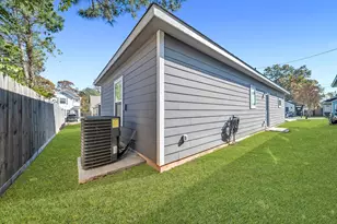 16606 E Forrestal, Montgomery, TX 77316 - Photo 11