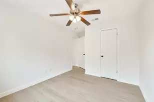 12018 Woolford Dr, Houston, TX 77065 - Photo 33