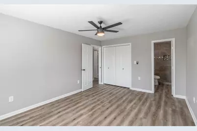 725 10th Street, Dickinson, TX 77539 - Photo 17