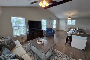 4222 Mason Dr, Galveston, TX 77554 - Photo 15