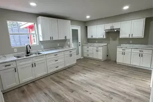 606 County Rd 379, Cleveland, TX 77328 - Photo 3