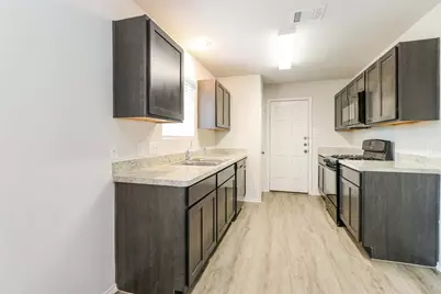 2764 Atlas, Conroe, TX 77301 - Photo 3