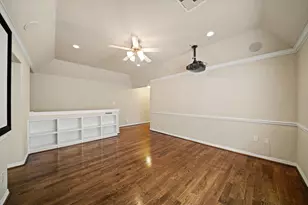 1121 Beall Landing Ct, Houston, TX 77008 - Photo 21