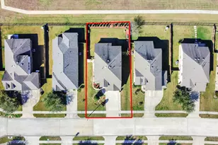 2870 Ginger Cove Ln, Dickinson, TX 77539 - Photo 7