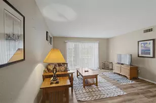 7575 Katy Fwy, Houston, TX 77024 - Photo 5