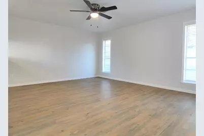604 Golfview Drive, Richmond, TX 77469 - Photo 11