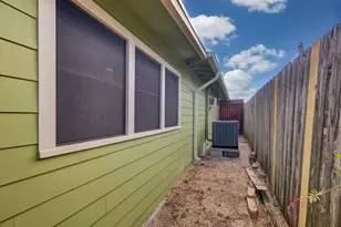 116 Tarpon Ave, Galveston, TX 77550 - Photo 39