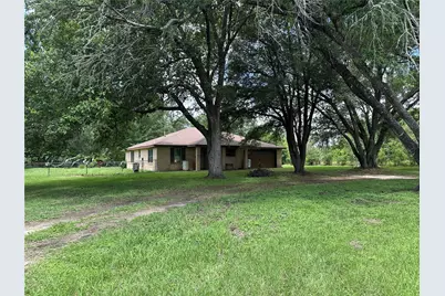 18493 Fm 1155 Rd E, Washington, TX 77880 - Photo 1
