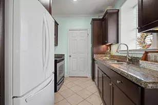 7000 Seawall Blvd, Galveston, TX 77551 - Photo 11