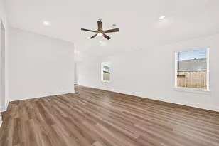 720 Autumn Cherry Trl, Magnolia, TX 77354 - Photo 11