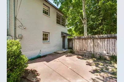 2250 W Main Street, Houston, TX 77098 - Photo 27