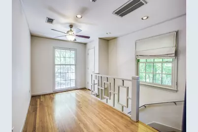 2250 W Main Street, Houston, TX 77098 - Photo 13