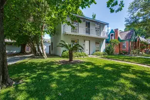 2250 W Main St, Houston, TX 77098 - Photo 3