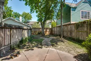 2250 W Main St, Houston, TX 77098 - Photo 23