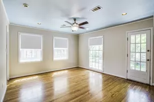 2250 W Main St, Houston, TX 77098 - Photo 15