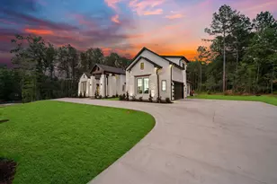437 Sundog Rd, Huntsville, TX 77340 - Photo 5
