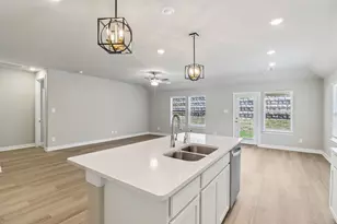 208 Raine Mnr Ct, Montgomery, TX 77316 - Photo 11