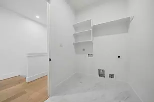 1120 E 26th St, Houston, TX 77009 - Photo 35