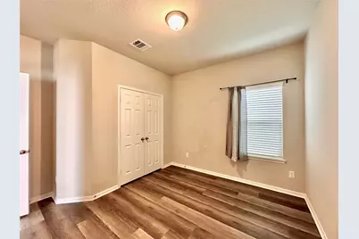 13327 Myrtle Meadows Lane, Houston, TX 77048 - Photo 17