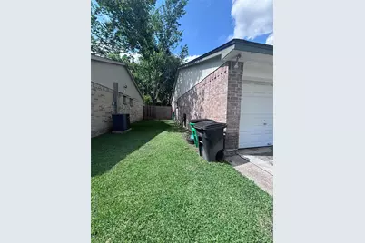 4419 Mossygate Drive, Spring, TX 77373 - Photo 3