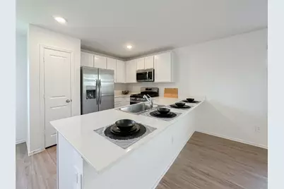 1444 Las Cuevas Drive, Conroe, TX 77301 - Photo 9