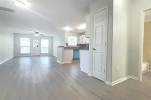 4121 Mallow St, Houston, TX 77051 - Photo 3