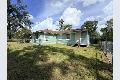 545 Jordan Street, Kountze, TX 77625 - Photo 3
