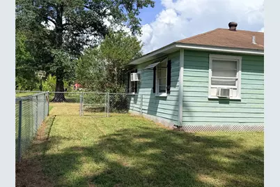 545 Jordan Street, Kountze, TX 77625 - Photo 5