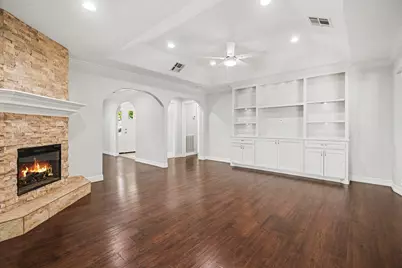2817 Frostwood Circle, Dickinson, TX 77539 - Photo 5