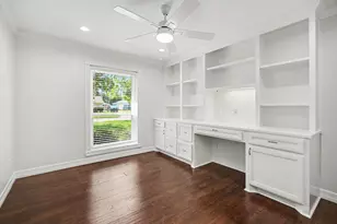 2817 Frostwood Cir, Dickinson, TX 77539 - Photo 15
