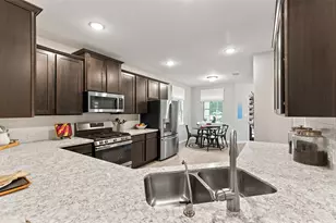 18542 Karlynn St, New Caney, TX 77357 - Photo 9