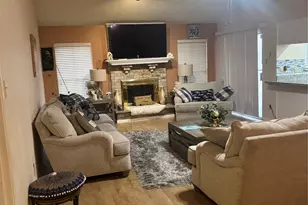 7602 Harpers Glen Ln, Houston, TX 77072 - Photo 3