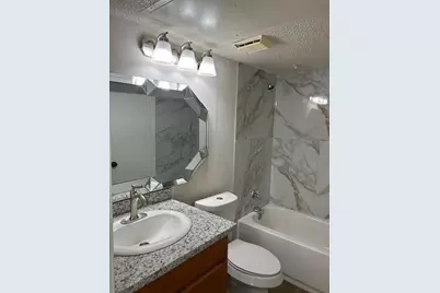 10555 Turtlewood Court #2111, Houston, TX 77072 - Photo 15