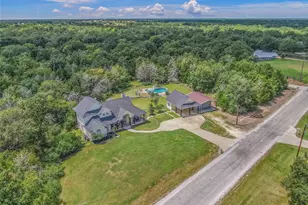 442 Shady Creek Dr, Bryan, TX 77808 - Photo 1