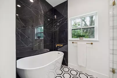 1518 31st Street, Galveston, TX 77550 - Photo 33