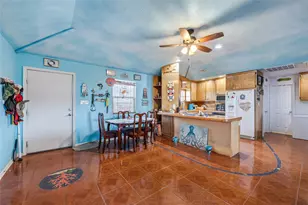 1495 Mabry St, Gilchrist, TX 77617 - Photo 19