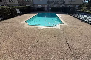 1831 Sherwood Forest St, Houston, TX 77043 - Photo 31