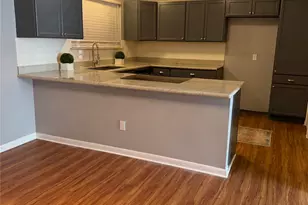 1831 Sherwood Forest St, Houston, TX 77043 - Photo 9
