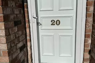 1831 Sherwood Forest St, Houston, TX 77043 - Photo 33