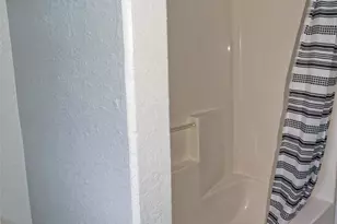 1619 W 8th St, Freeport, TX 77541 - Photo 27